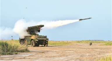 陸軍某旅開展實彈射擊訓練